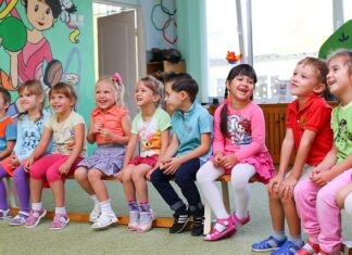 Ile trzeba mieć lat żeby zostać animatorem dla dzieci? Ile trzeba mieć lat żeby zostać animatorem dla dzieci?